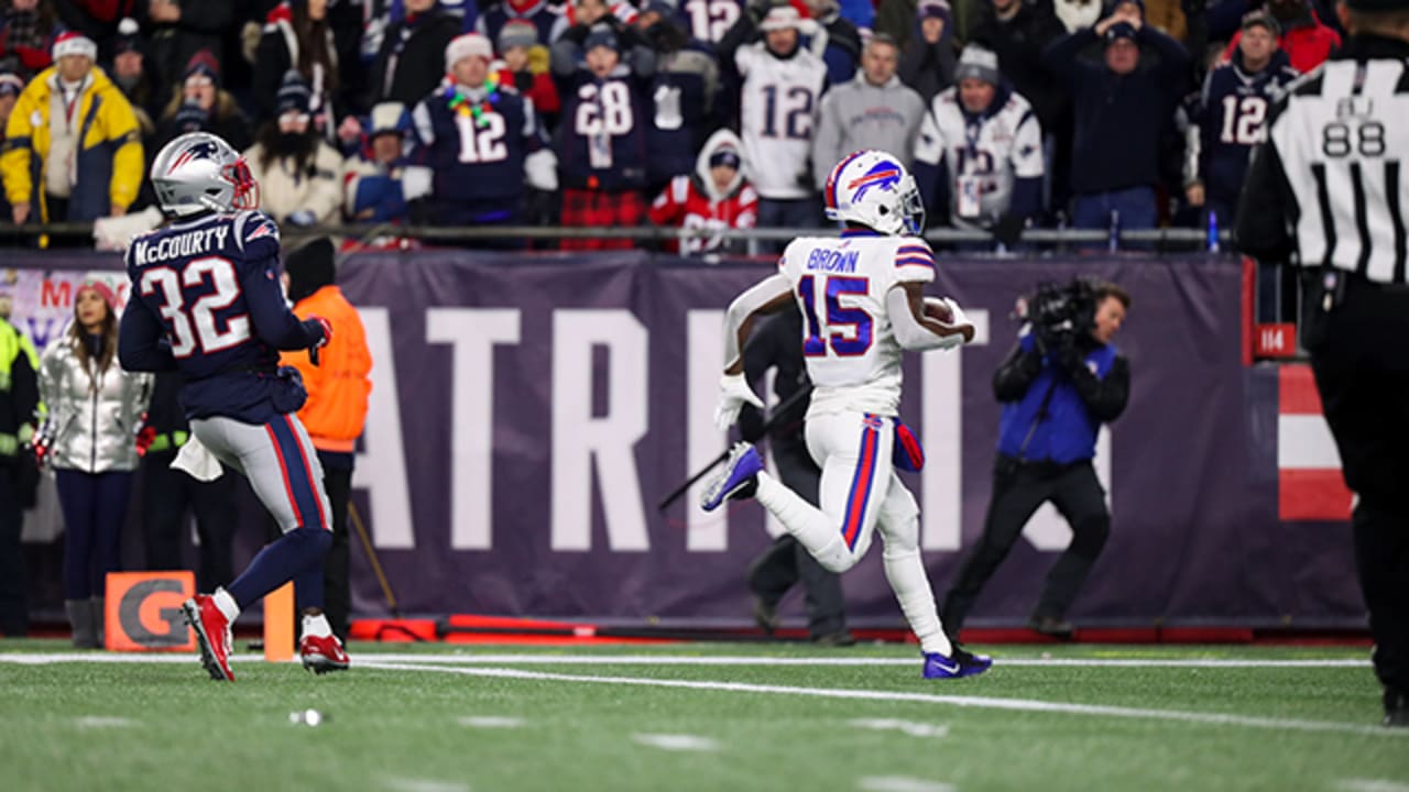 Bills' John Brown has special moment on & off the field vs. Patriots