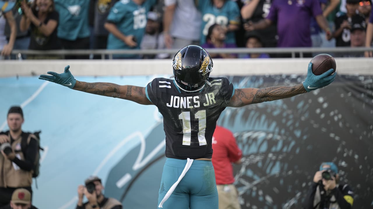 Wide Receiver Marvin Jones Jr (11) makes a reception in the second quarter  as the Cleveland Browns compete against the Jacksonville Jaguars for the  first pre-season game at the TIAA Bank Field