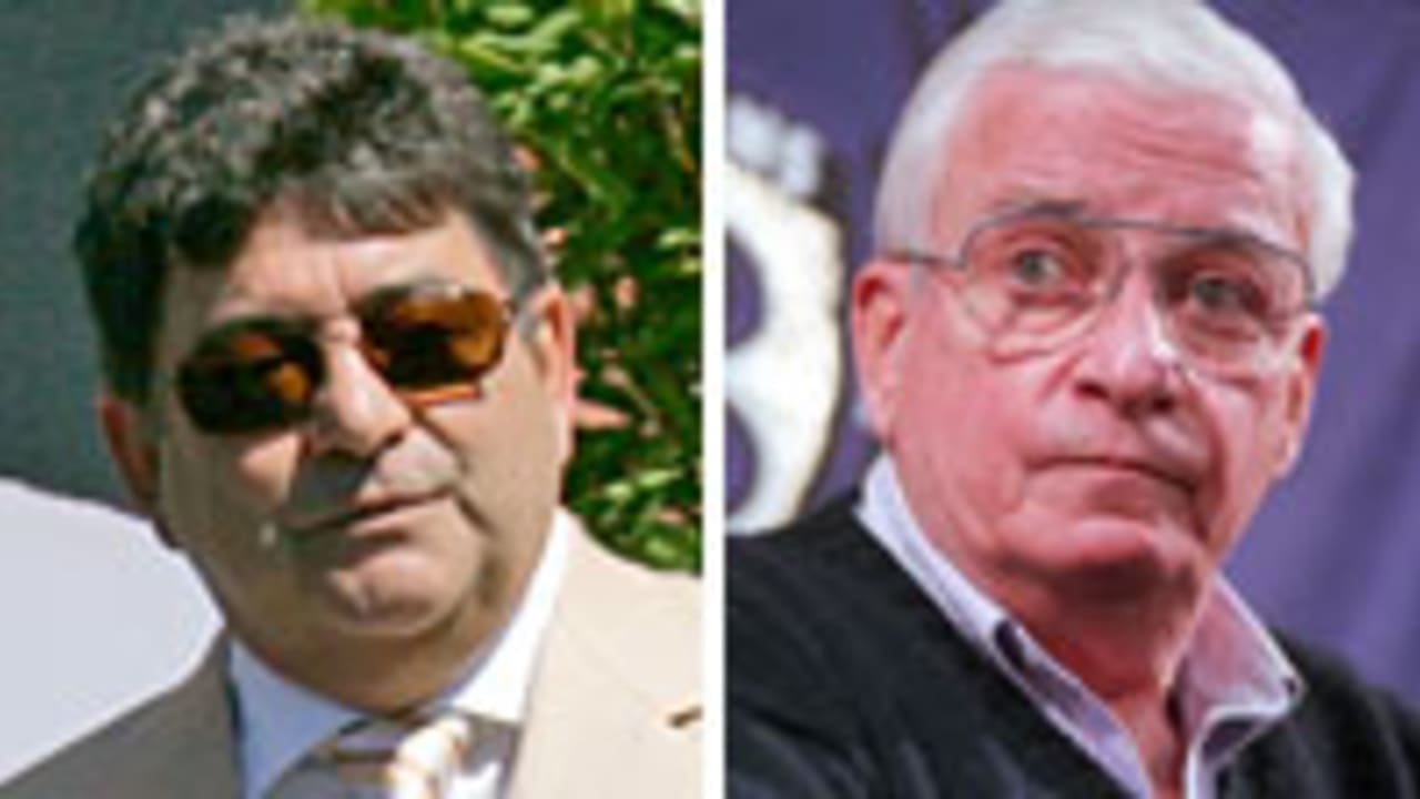 DeBartolo-Modell-130131-Spot.jpg