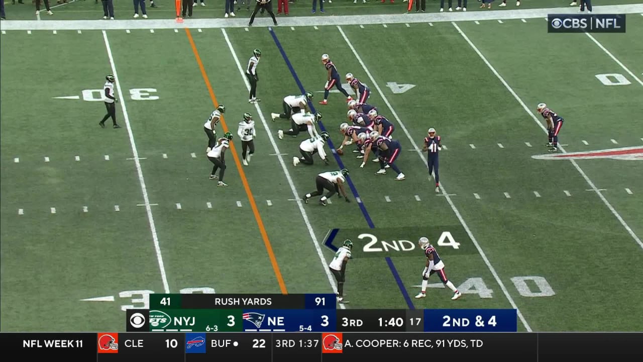 New York Jets linebacker Quincy Williams goes unblocked for TFL on