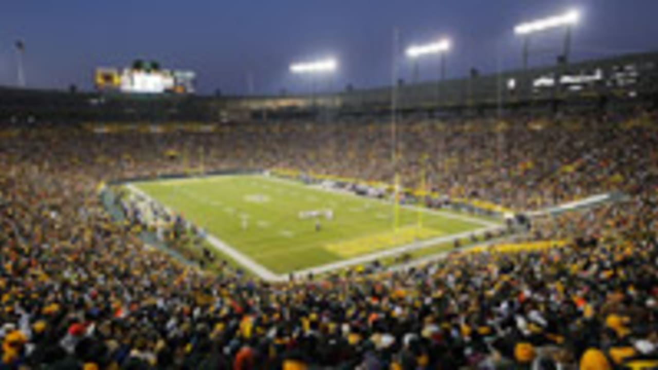 Lambeau-field-sl-130716.jpg