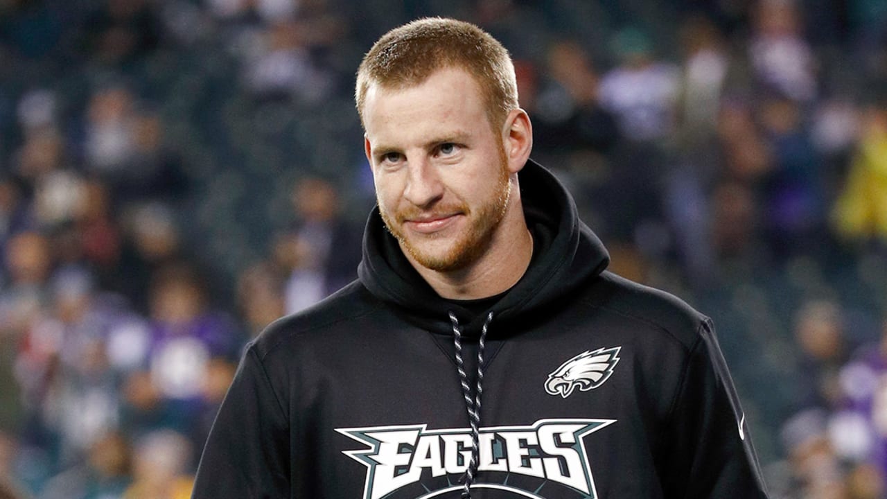 Carson Wentz starting 2018 season for Eagles 'realistic'