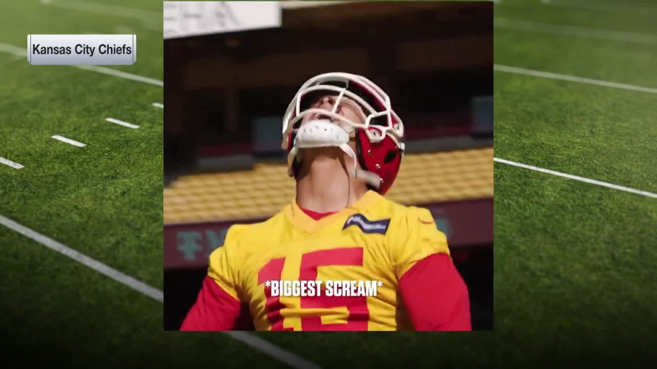 Mic'dup Kansas City quarterback Patrick Mahomes gets HYPED doing trick
