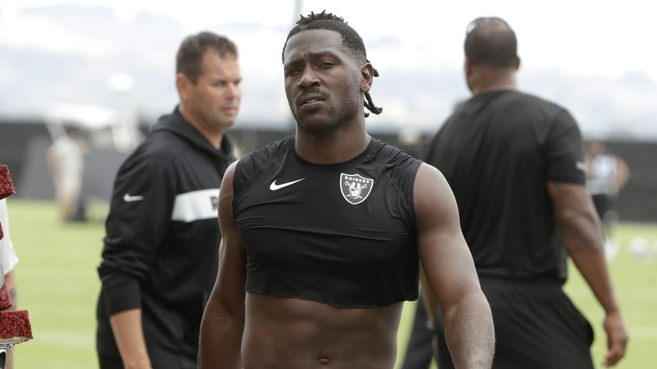 Antonio Brown Facing Discipline From Raiders as Season Begins - The New  York Times