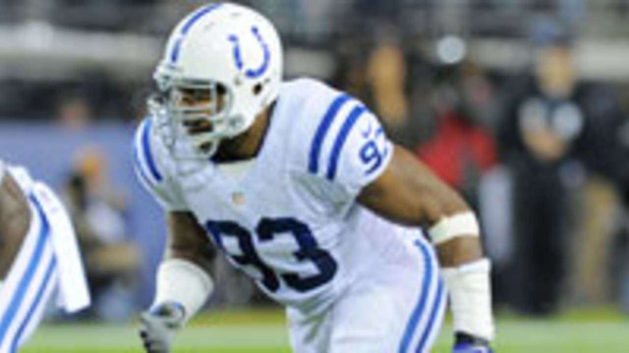 Dwight-Freeney-130502-Spot.jpg
