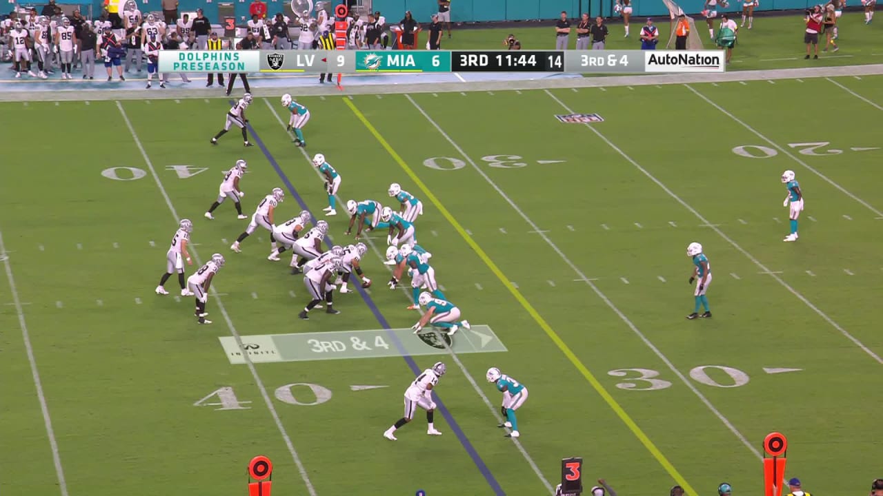 Las Vegas Raiders quarterback Chase Garbers shows off the wheels on 18