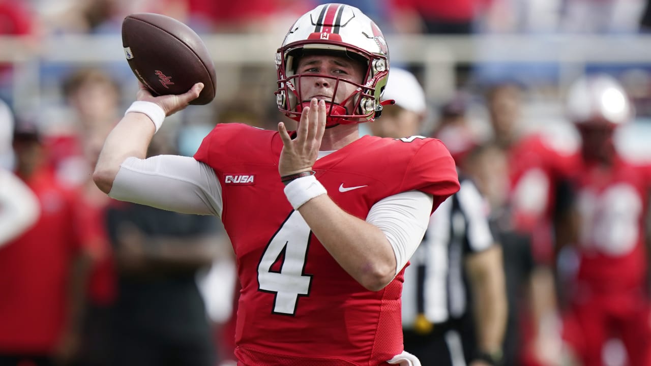 HIGHLIGHTS: Patriots select Western Kentucky quarterback Bailey Zappe in  2022 NFL Draft 