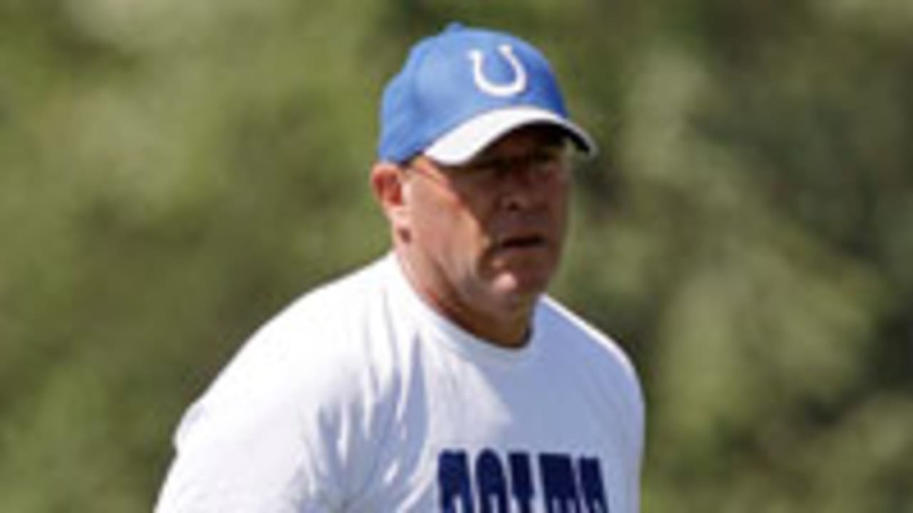 bruce-arians-spot_121002.jpg