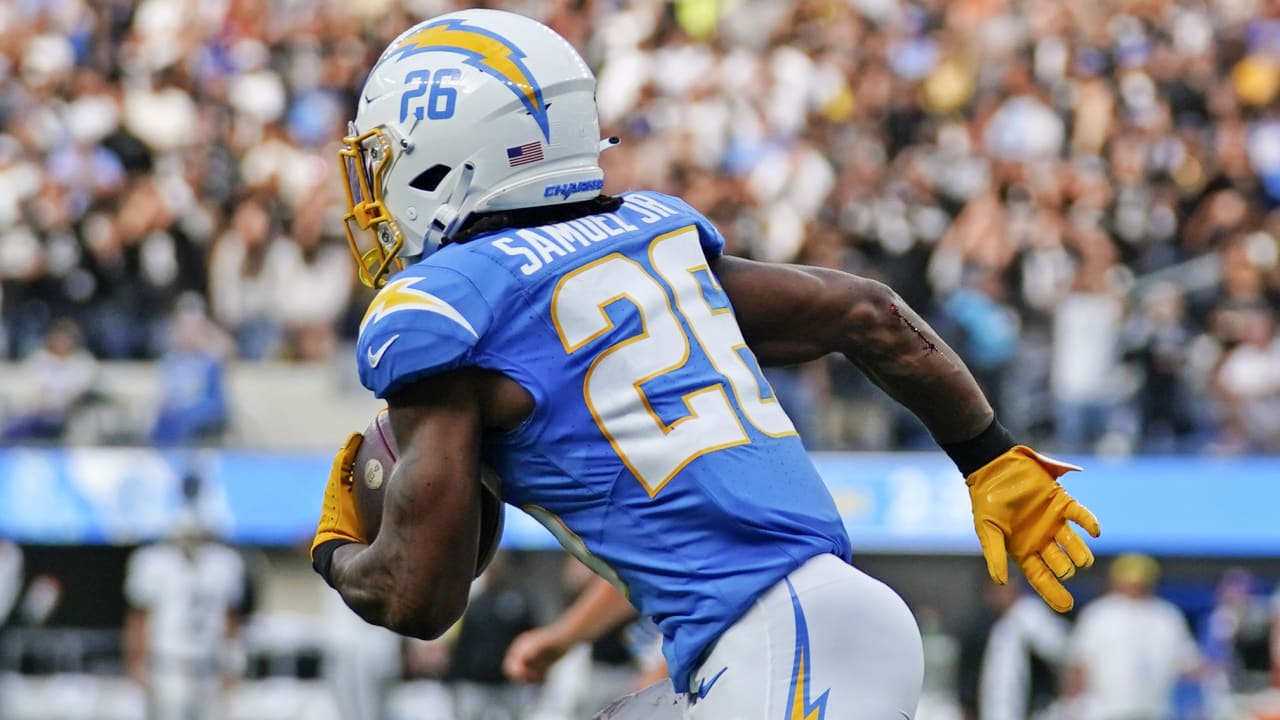 Can't-Miss Play: Los Angeles Chargers cornerback Asante Samuel Jr.'s  red-zone interception halts the Las Vegas Raiders' hopes of scoring a game-tying  touchdown