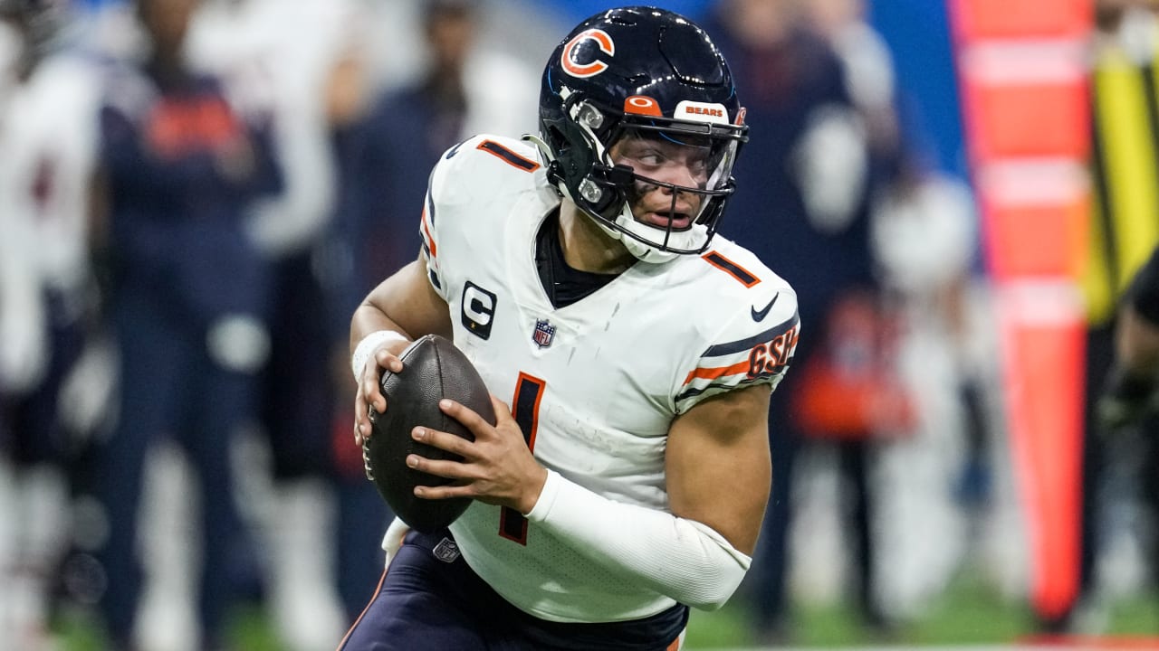 Chicago Bears Trade No. 1 Pick in NFL Draft to Carolina Panthers: AP  Sources, Chicago News