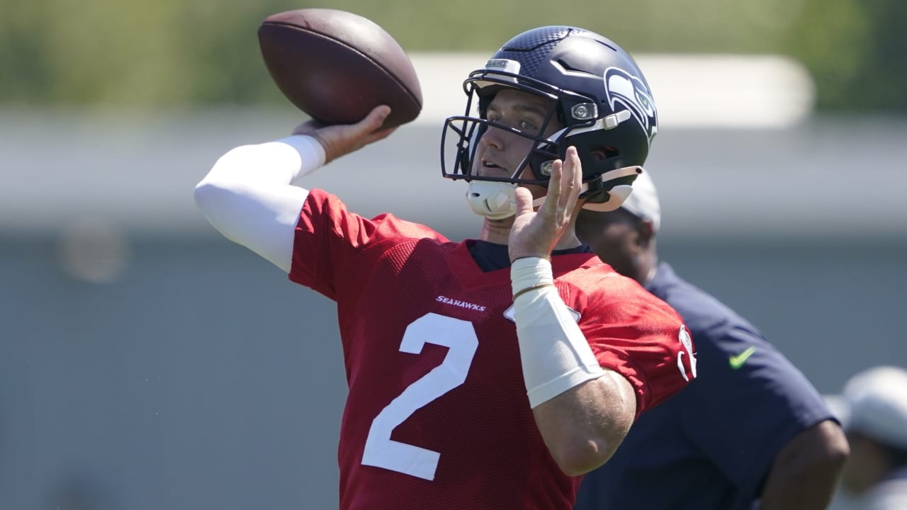 Seahawks give Drew Lock first-team reps at practice