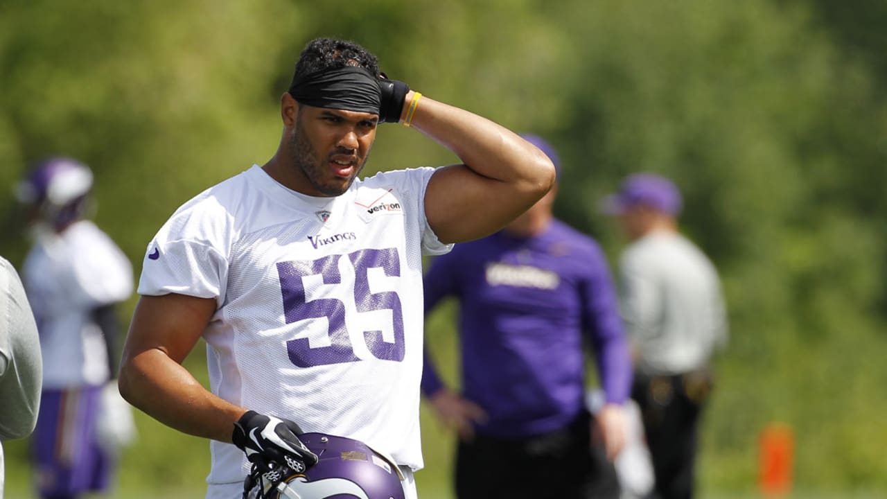 Giants Host LB Anthony Barr For Visit 