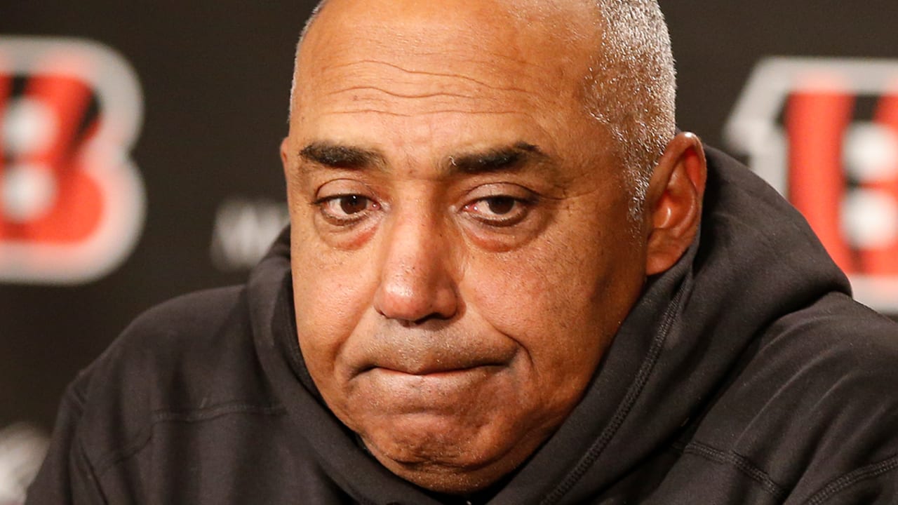 Marvin Lewis-171217-sl.jpg