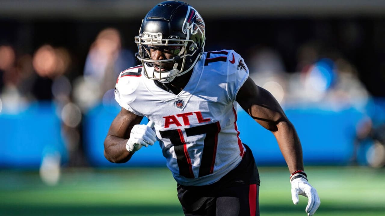 Olamide Zaccheaus of the Atlanta Falcons catches a pass while