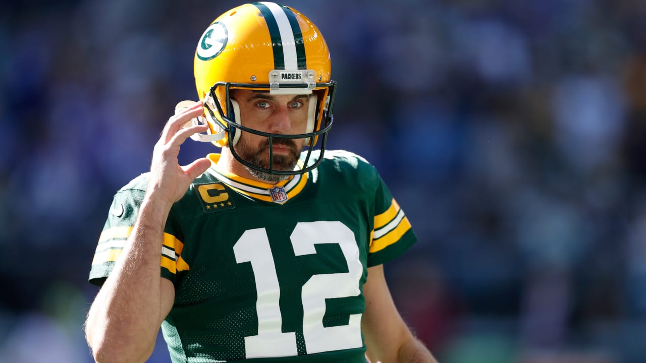 Aaron Rodgers (thumb) sits out of Packers practice; LaFleur not