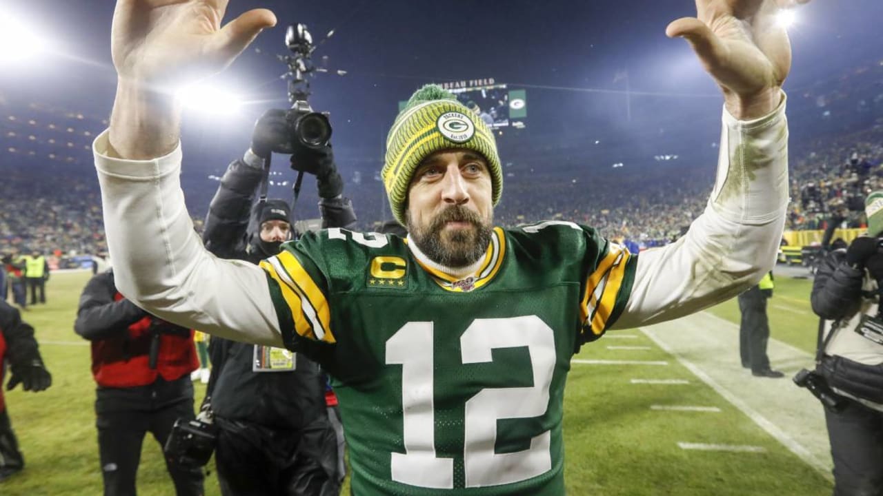 Aaron Rodgers, Packers roll over Rams to reach NFC title game - Chicago  Sun-Times