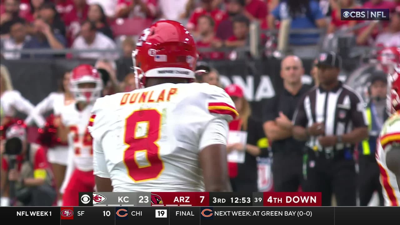 Chiefs' Carlos Dunlap gets his 100th sack vs. Jags