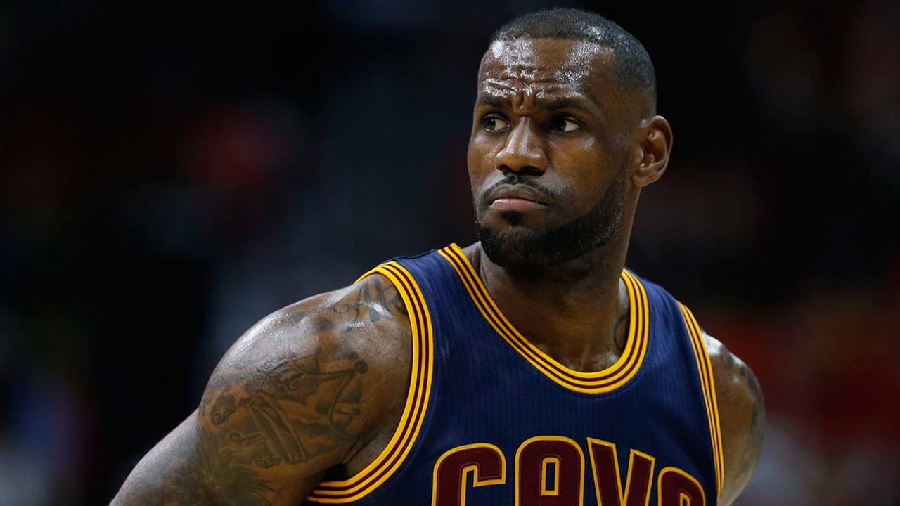 lebron-james-160608-SL.jpg