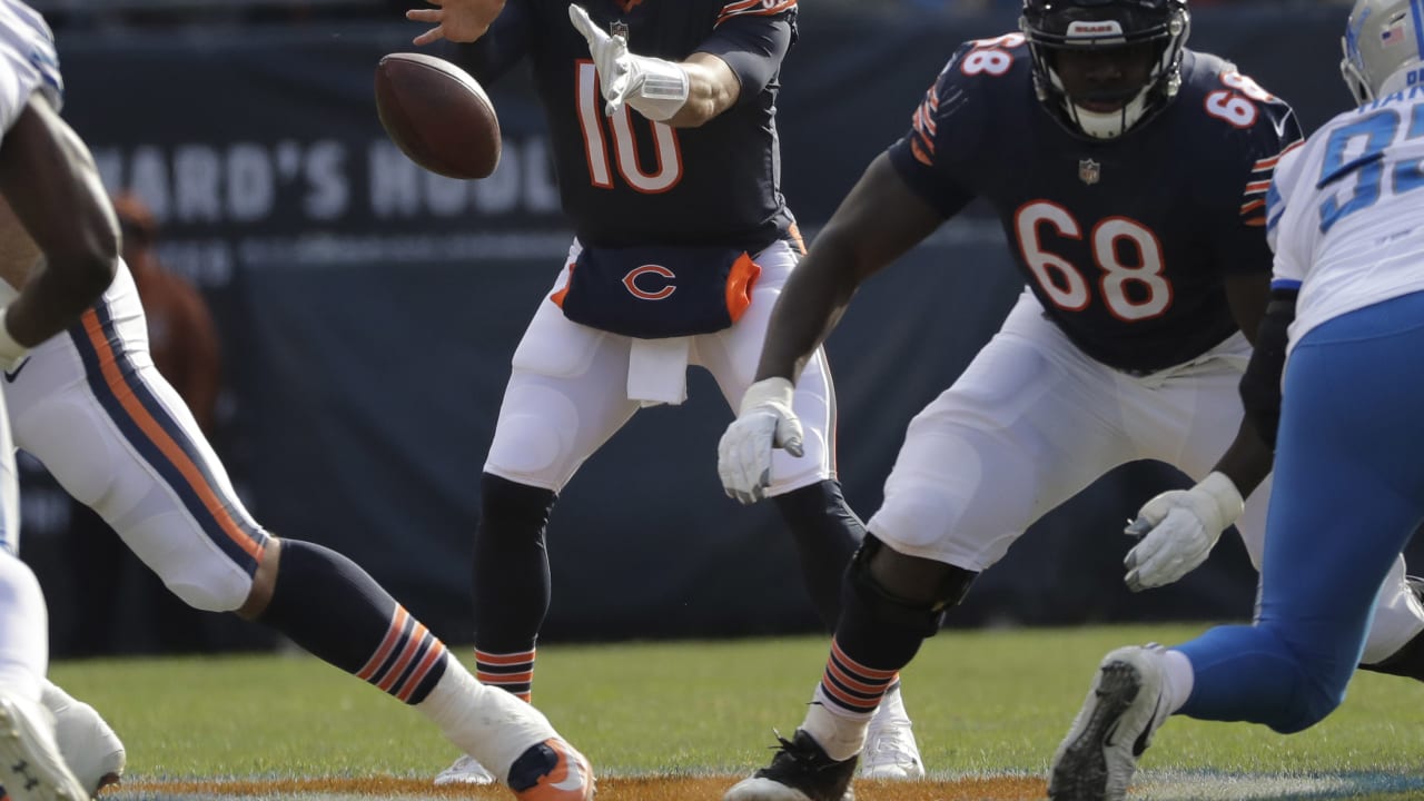 Cohesive Bears line faces toughest task yet in Vikings