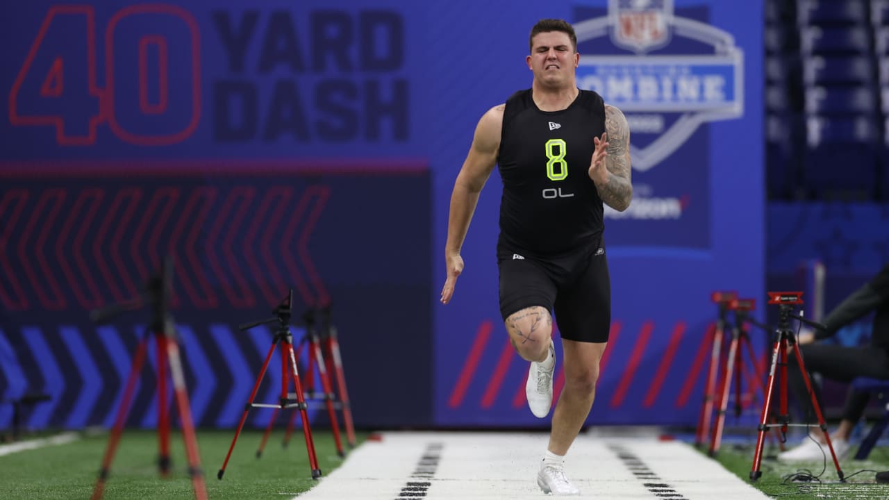 Offensive lineman Dawson Deaton runs official 5.12-second 40-yard dash at  2022 combine