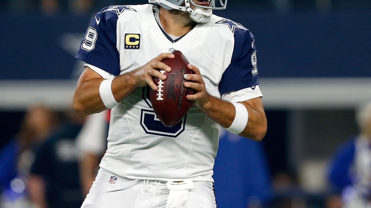 Tony Romo Breathes Life Into the Cowboys 