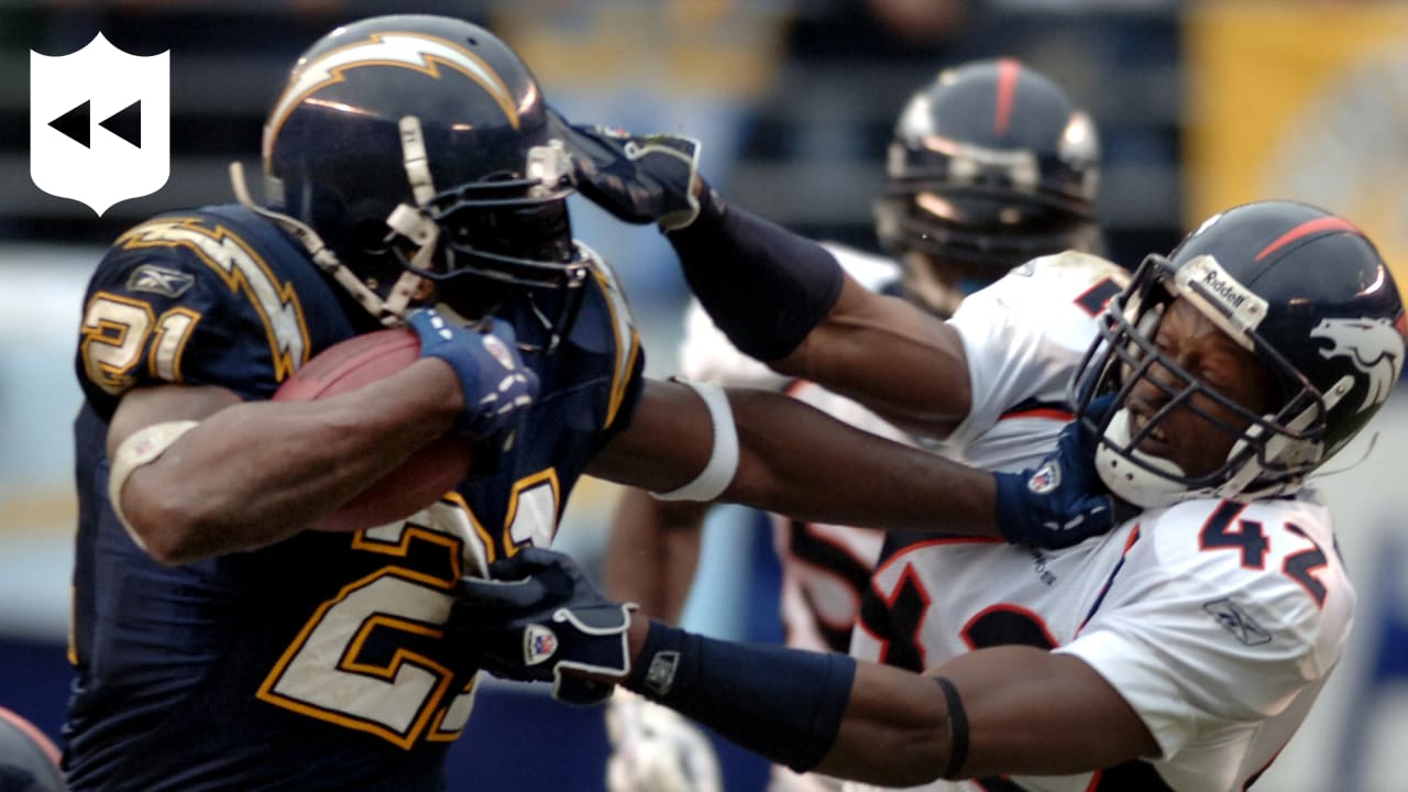 San Diego Chargers running back LaDainian Tomlinson (21) heads to the end  zone on a 51-yard touchdown catch during the third quarter of a NFL  football game against the Denver Broncos, Sunday