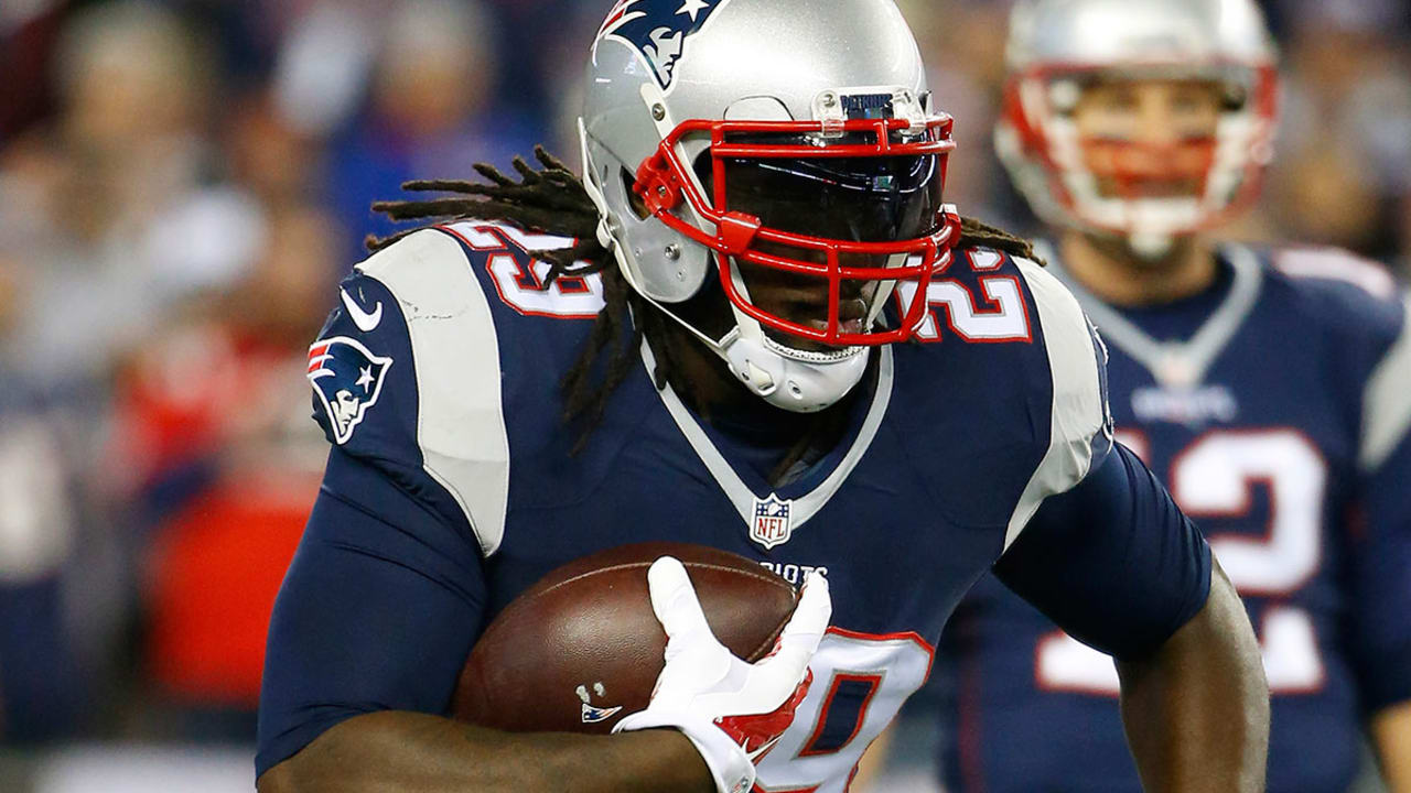 Reports: Patriots' LeGarrette Blount out for season with hip injury