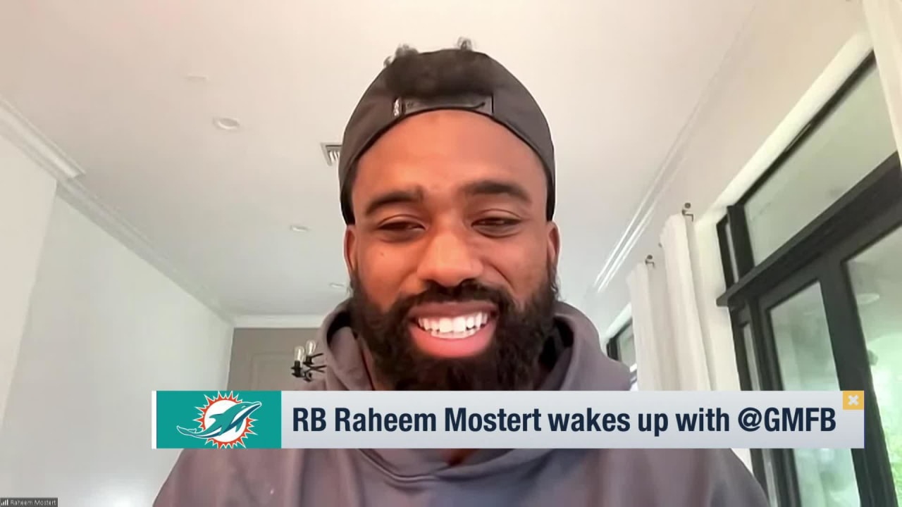 Raheem Mostert breaks down Dolphins 70-point score, what he's seen from Tua  Tagovailoa