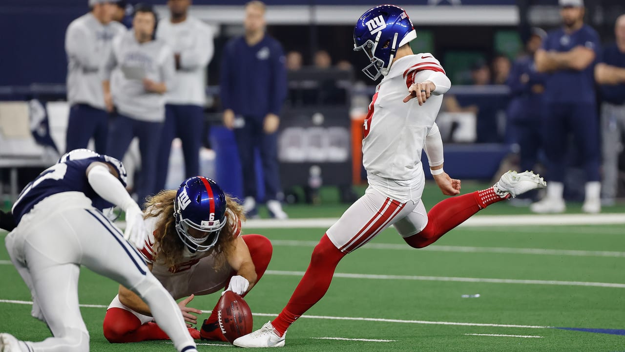NFL Fantasy 2022 Start 'Em, Sit 'Em Week 16 Kickers