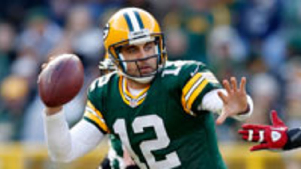aaron-rodgers-121104-spot.jpg