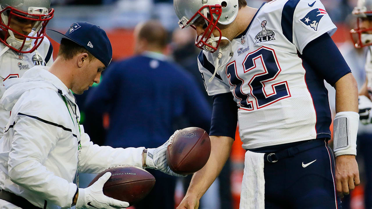 Tom Brady Apologizes After Breaking Tablet During Sunday's Bucs Game