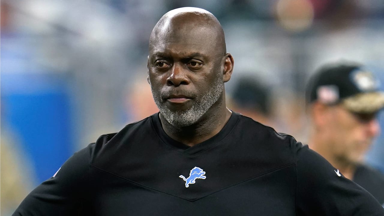 Los Angeles Chargers fire head coach Anthony Lynn after four