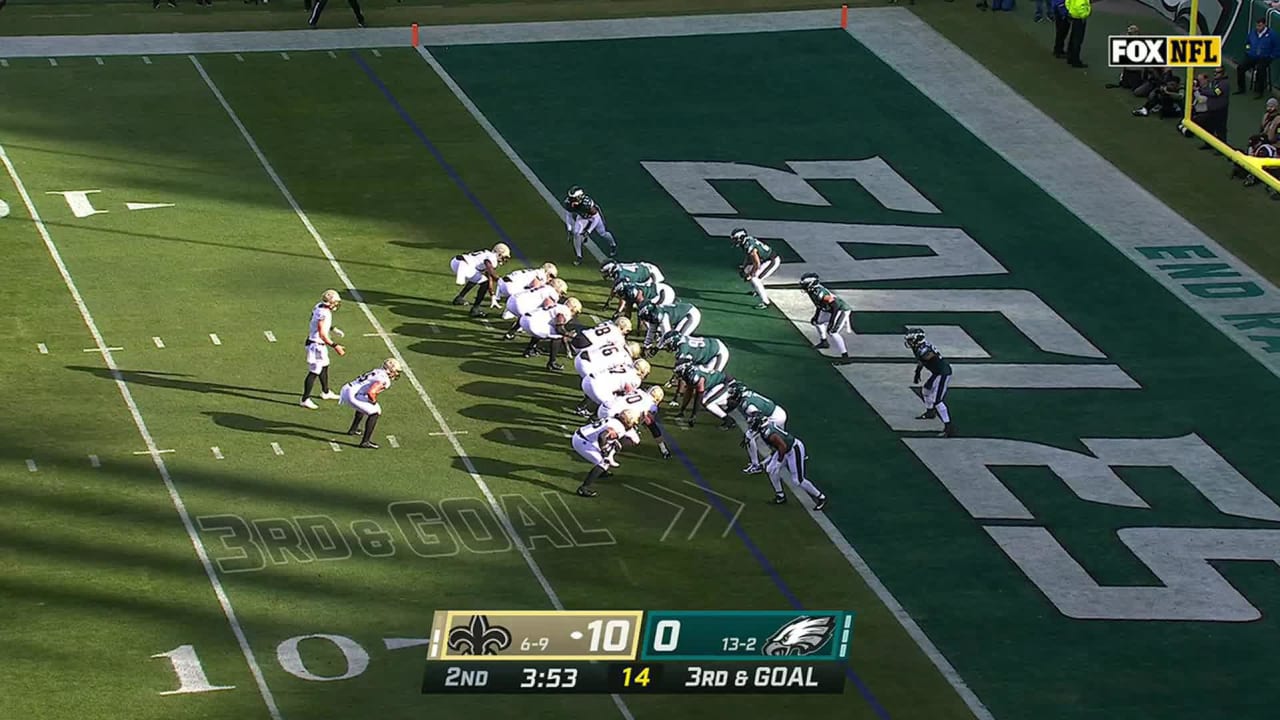 Philadelphia Eagles defensive lineman Javon Hargrave and company hold