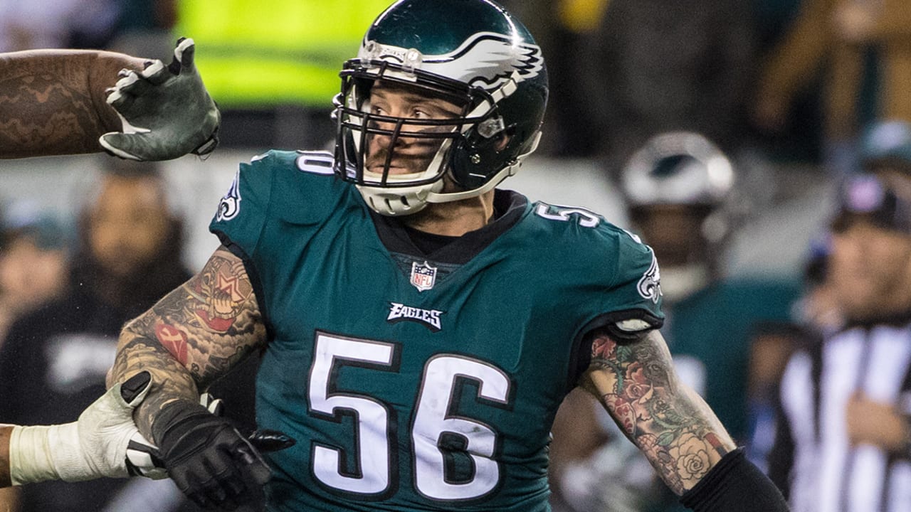 Eagles' Chris Long Joins Malcolm Jenkins as N.F.L. Anthem Protests