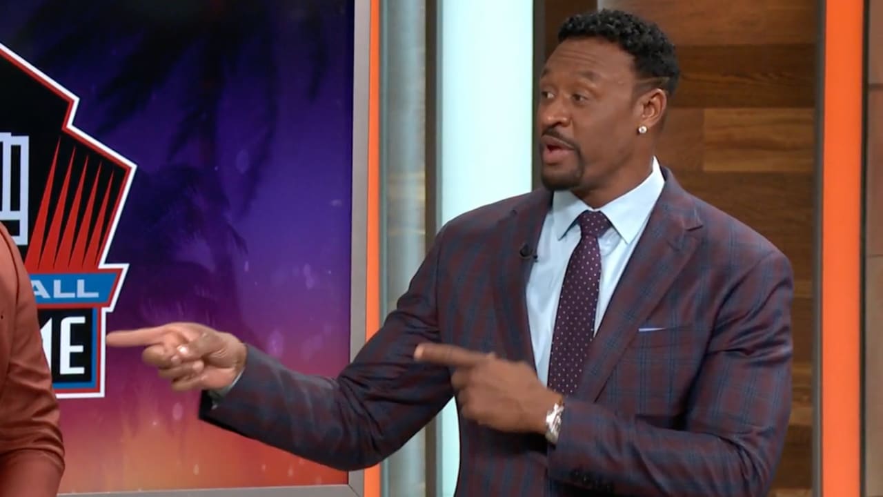 nfl-network-s-willie-mcginest-and-mj-acosta-ruiz-speak-with-youth-as