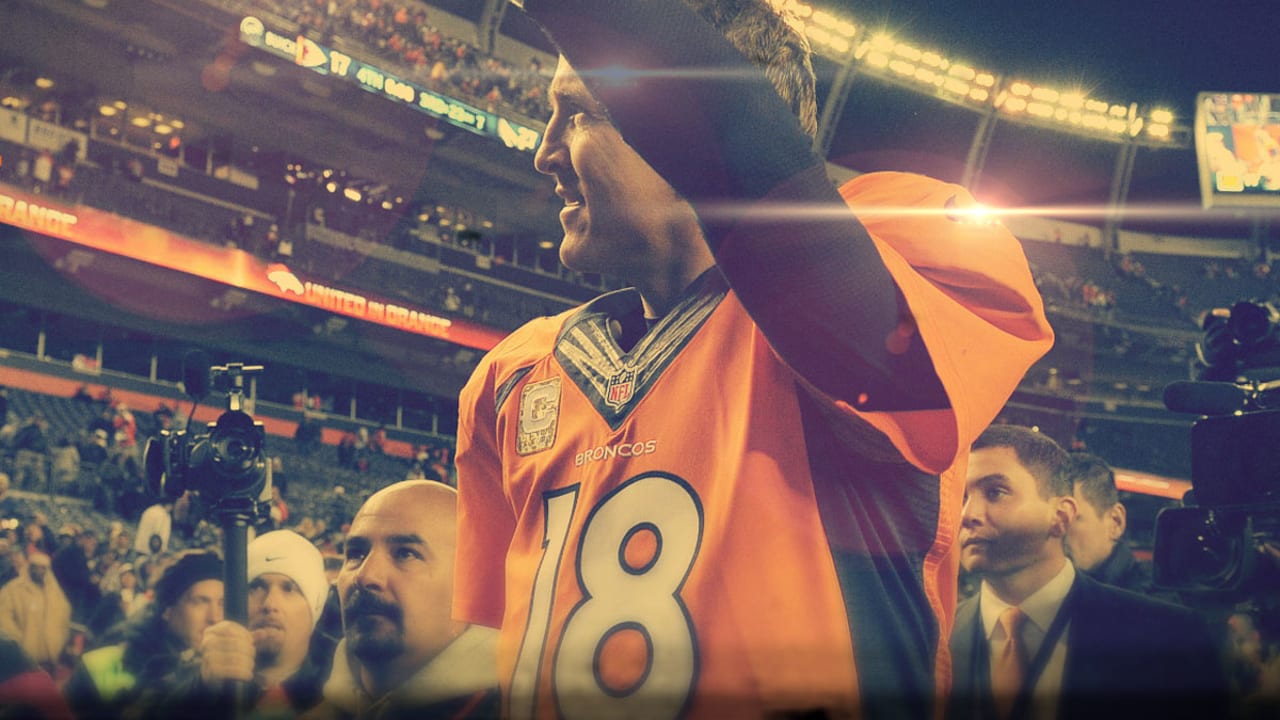 Peyton Manning Throws TD Pass To Reggie Wayne During Jersey Retirement  Ceremony! 