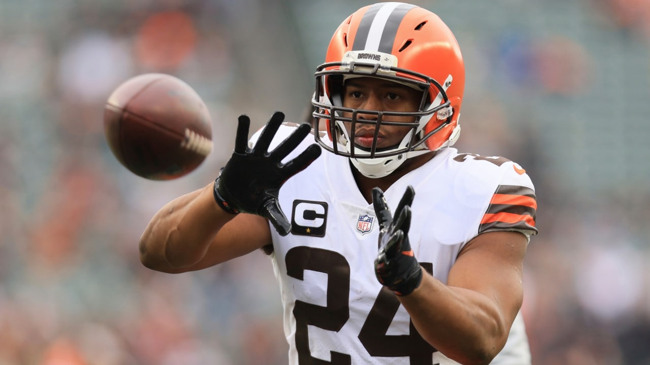 NFL Week 2 Monday Night Football: Browns RB Nick Chubb carted off