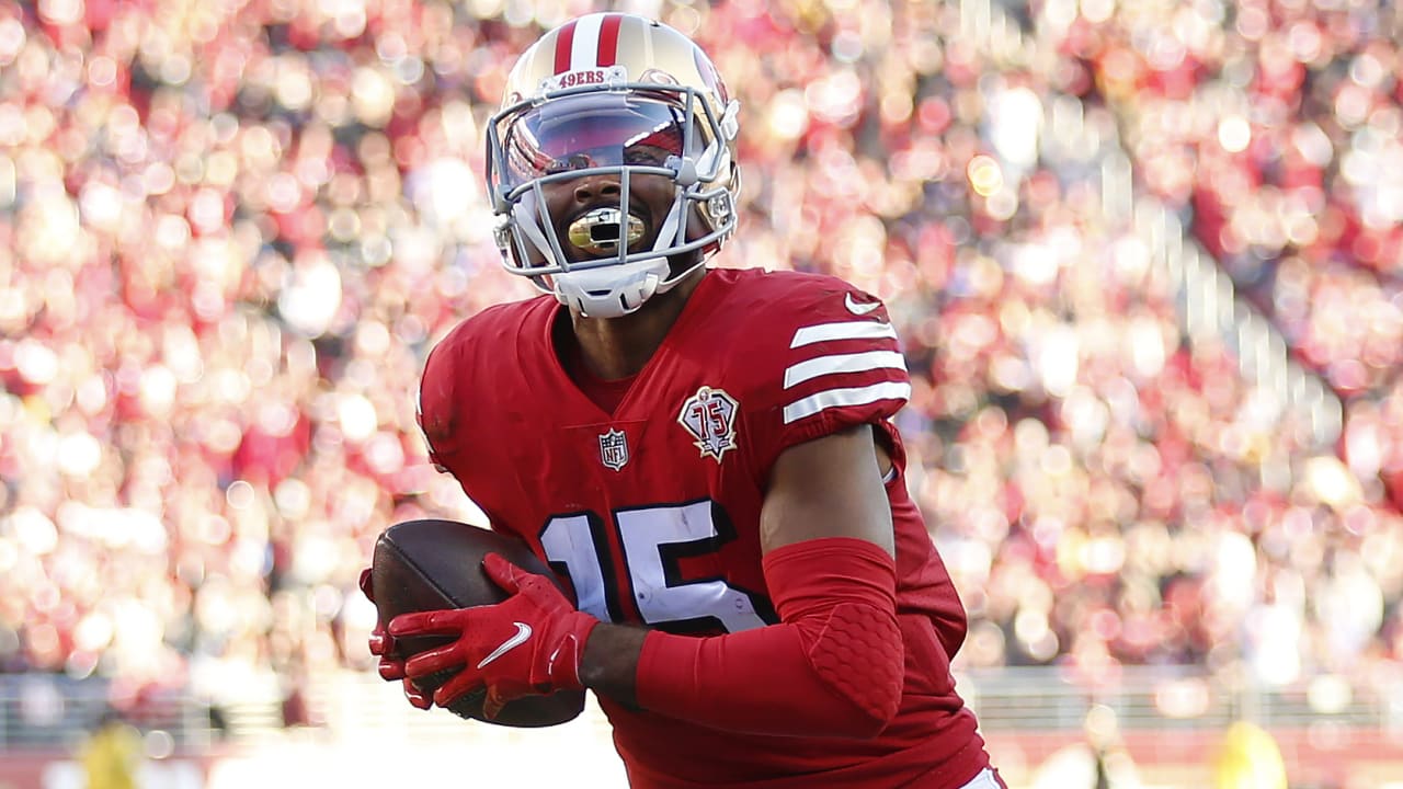 San Francisco 49ers wide receiver Jauan Jennings (15) runs onto the field  during an NFL football game against the Arizona Cardinals, Sunday, Jan.8,  2023, in Santa Clara, Calif. (AP Photo/Scot Tucker Stock