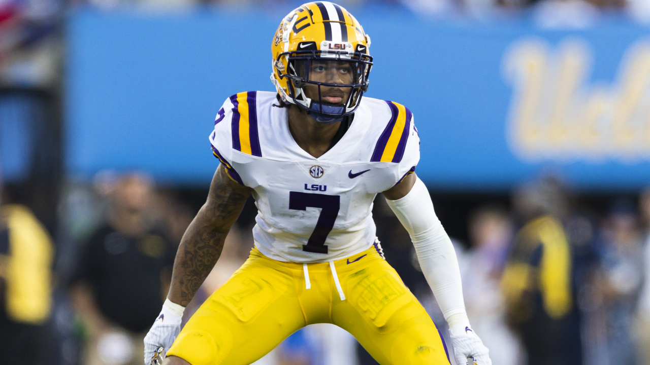 NFL Network's Ian Rapoport: Houston Texans likelier to take Derek Stingley  Jr. than Sauce Gardner if they choose to take a CB