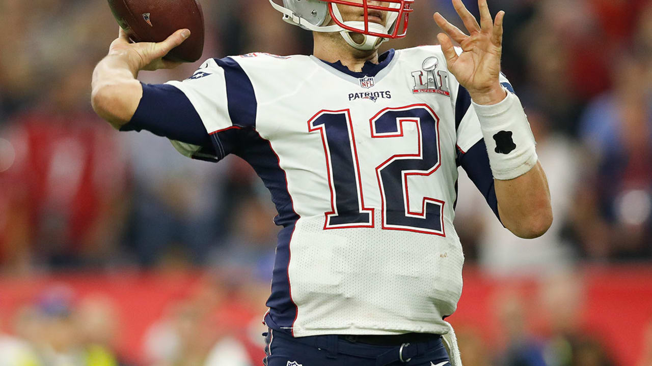 tom-brady-170221-sl.jpg
