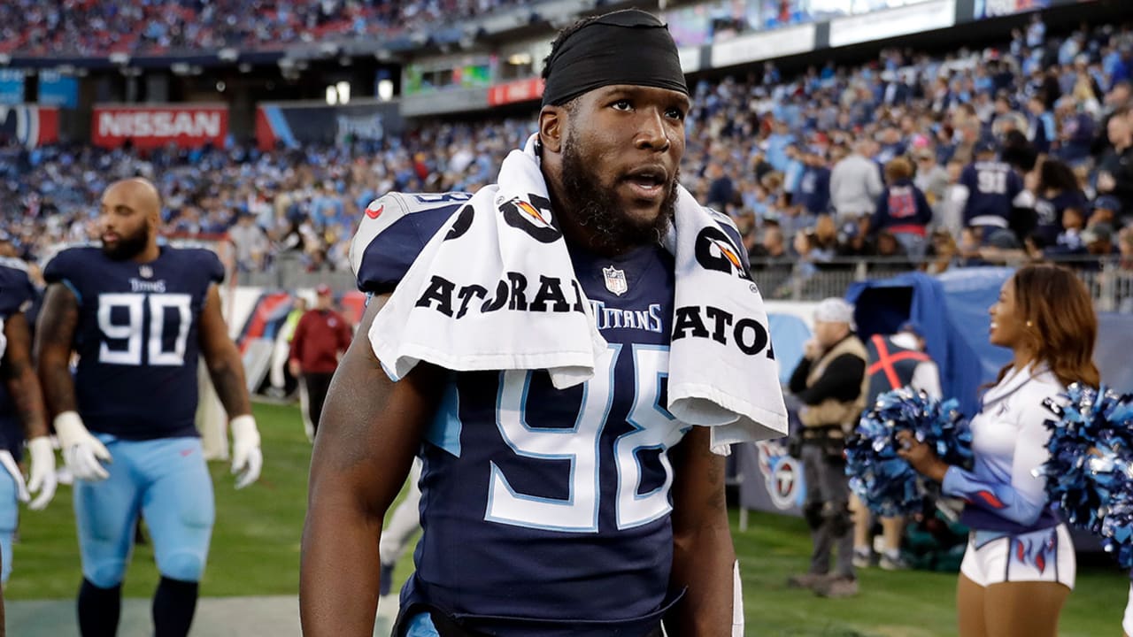 Titans LB Brian Orakpo retiring after 10 seasons in NFL