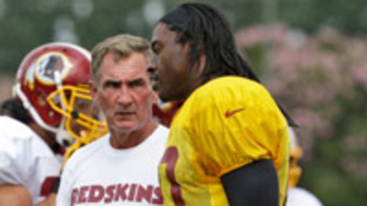 mike-shanahan-robert-griffin-130819-spot.jpg