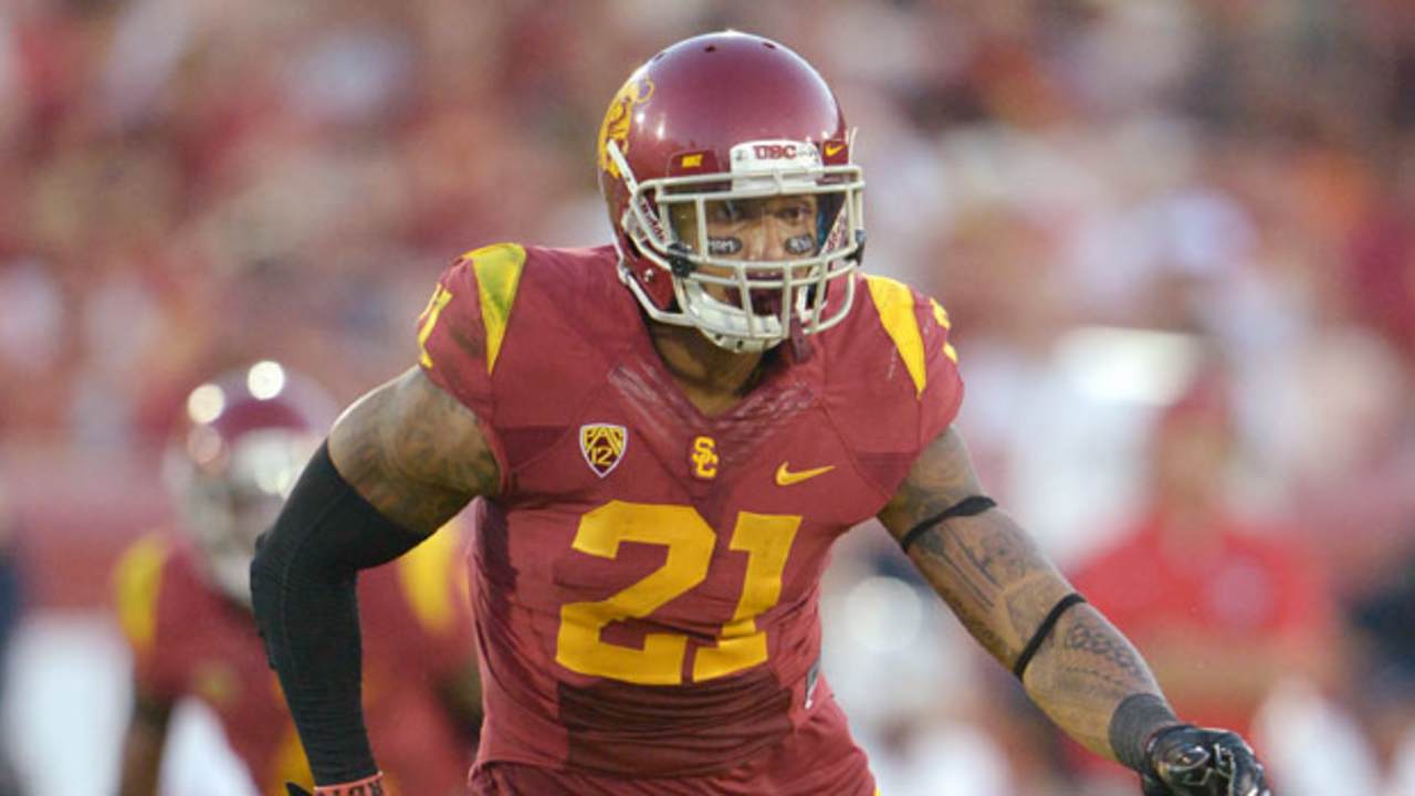 Sua-Cravens-tos-092714.jpg