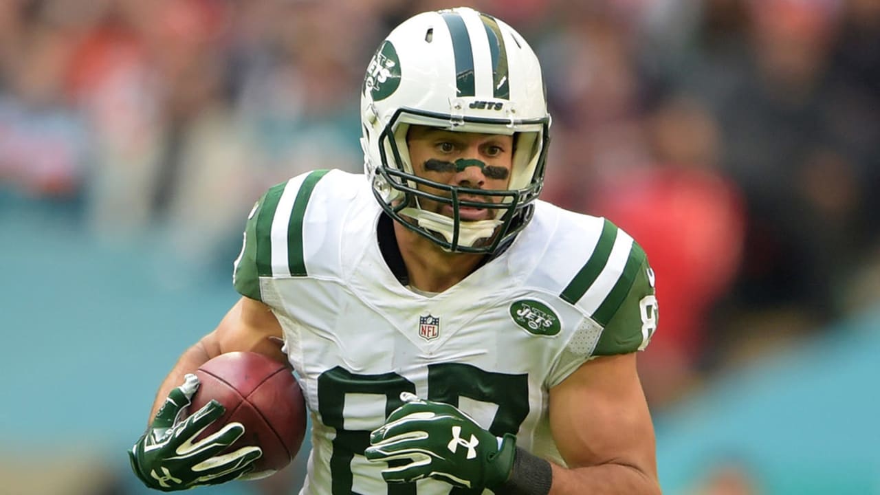 eric-decker-160826-SPOT.jpg