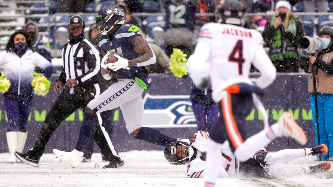 Can't-Miss Play: Hail Mary TD! Denver Broncos running back Russell Wilson's  50-yard bomb hits wide receiver Brandon Johnson at buzzer