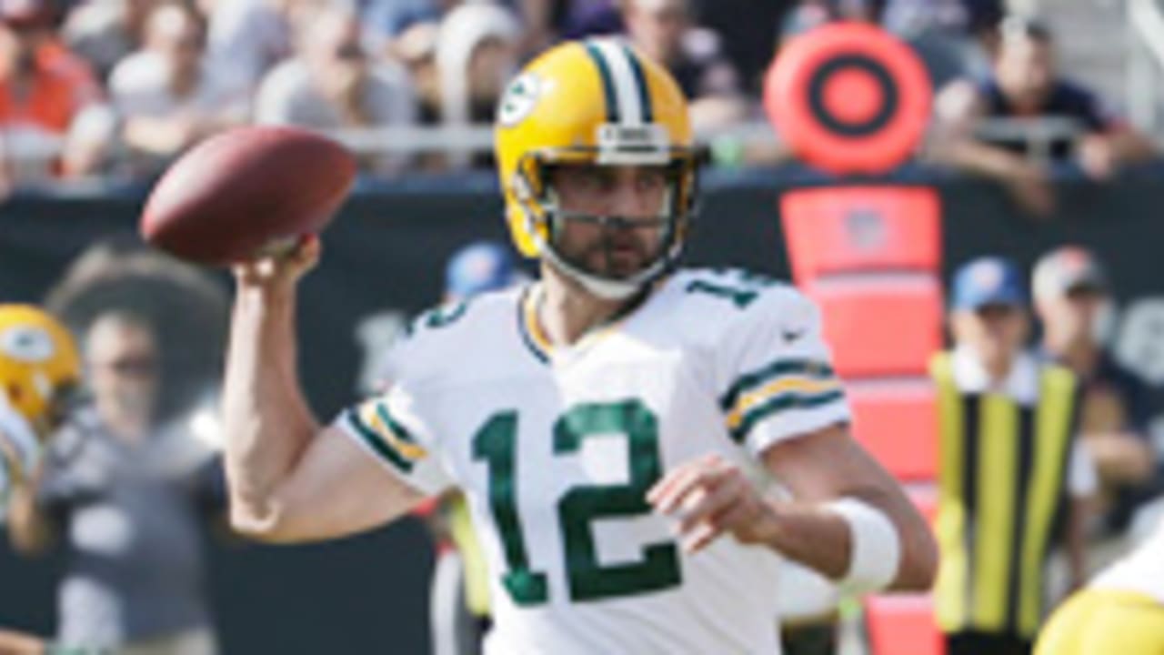 Aaron-Rodgers-sl-092814.jpg