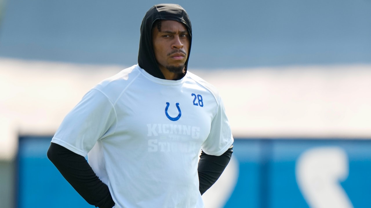 Colts RB Jonathan Taylor leaves training camp again with excused absence  due to personal matter