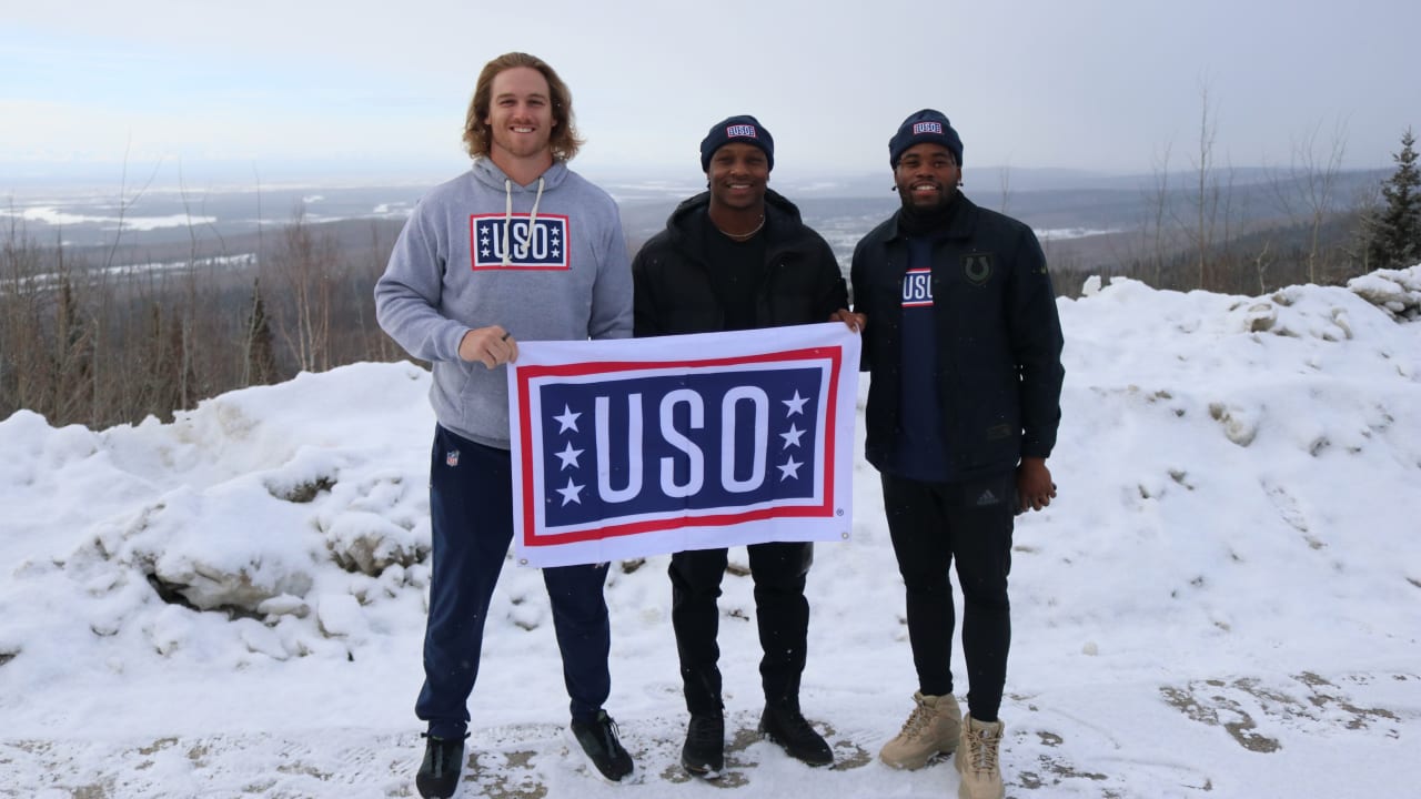 How the USO's Focus on Gaming Is Sending 2 Service Members to the Super  Bowl