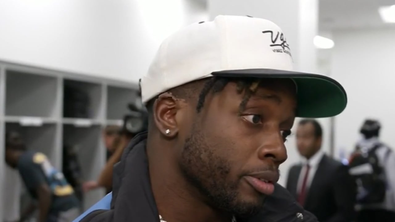 Melvin Gordon wearing Lions winter hat. : r/detroitlions