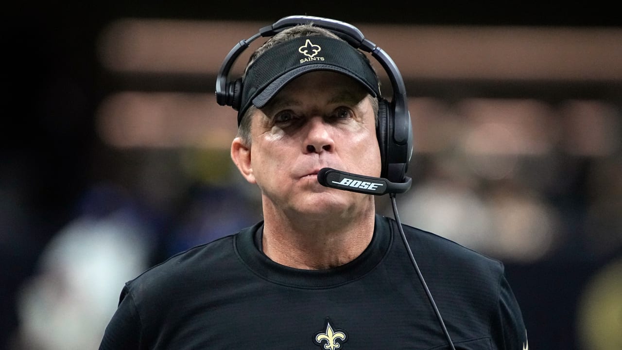 Broncos' Russell Wilson has roller coaster debut in Sean Payton's